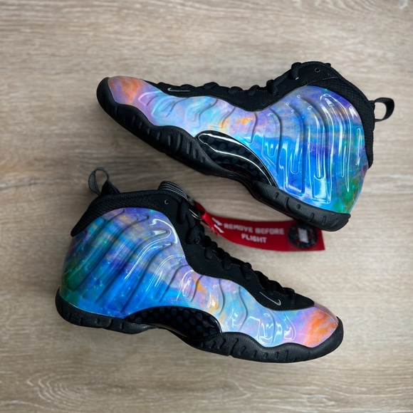 Nike Little Posite One XX GS 'Big Bang' - Picture 2 of 7
